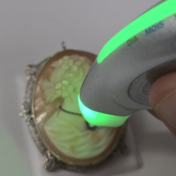 Antique Cameo 14K Gold Diamond Pendant Brooch - Picture 2 of 16